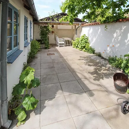 Casa vacanze 3 Bedroom Awesome In *