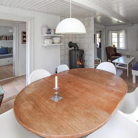 3 Bedroom Awesome In Casa vacanze