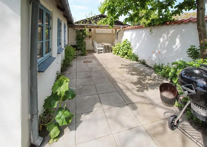 Сasa de vacaciones 3 Bedroom Awesome In *