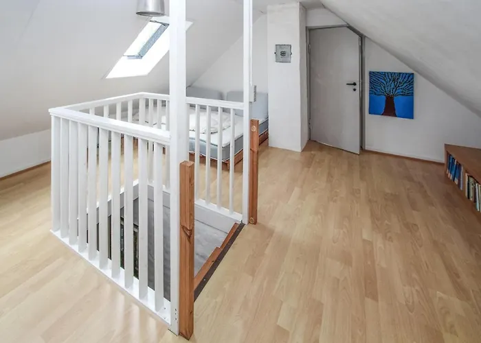 Сasa de vacaciones 3 Bedroom Awesome In *