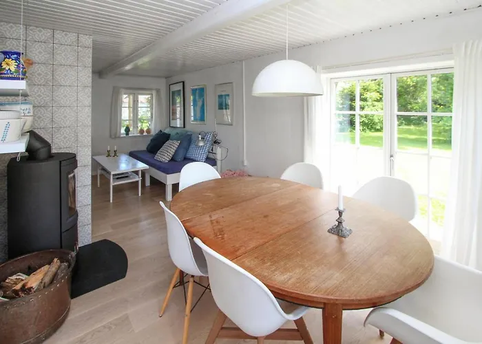 3 Bedroom Awesome In * Samsø